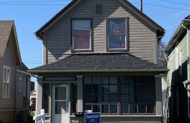 PRELEASING NOW! Available early September 2025 - 4 Bed/1.5 Bath photos photos