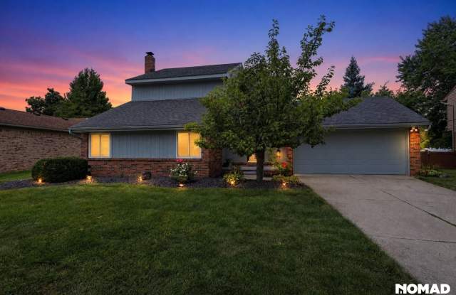 Charming 3BR House in Canton Gallery 1