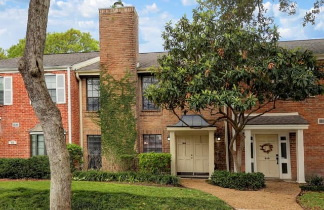 810 Augusta Dr - 810 Augusta Drive, Houston, TX 77057