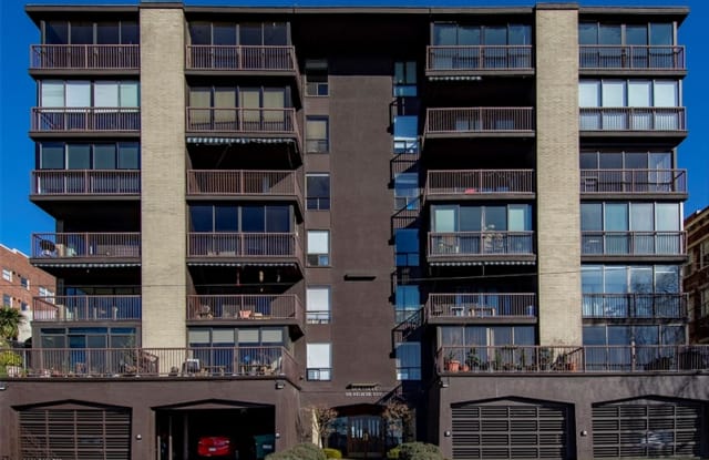 320 Melrose Ave E - 320 Melrose Avenue East, Seattle, WA 98102