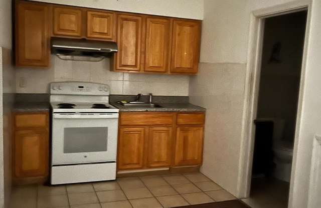 4433 FRANKFORD AVENUE photos photos
