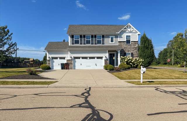 240 Irongate Dr photos photos