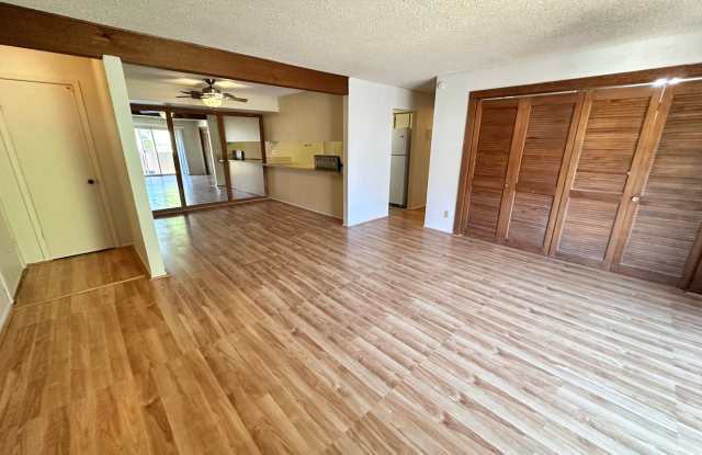 Stunning 3 bed 2 bath updated condo on 3rd floor photos photos