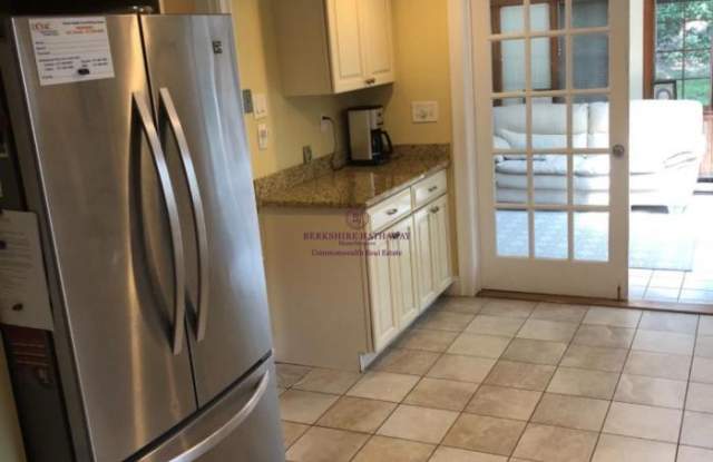 37 Baker Cir. Gallery 3