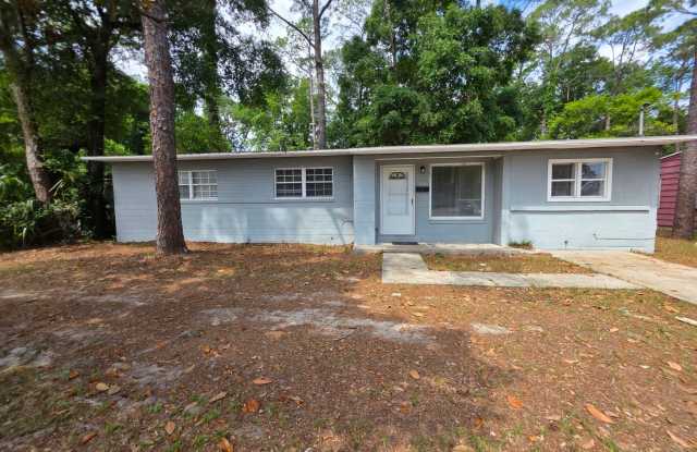 3BR/2BA home close to malls, airport and I110 photos photos