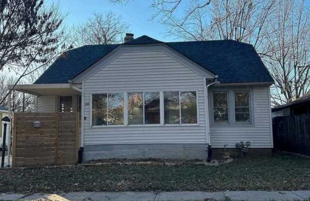 635 North Chautauqua Avenue photos photos