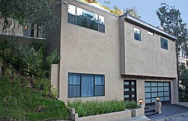 Live in the 90210! Stunning Modern Newly Renovated 2 Bedroom plus bonus room home in Beverly Hills! photos photos