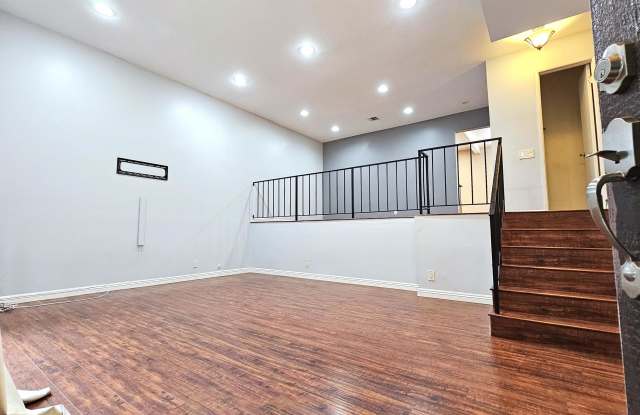 8283 Willis Avenue - 8283 Willis Avenue, Los Angeles, CA 91402