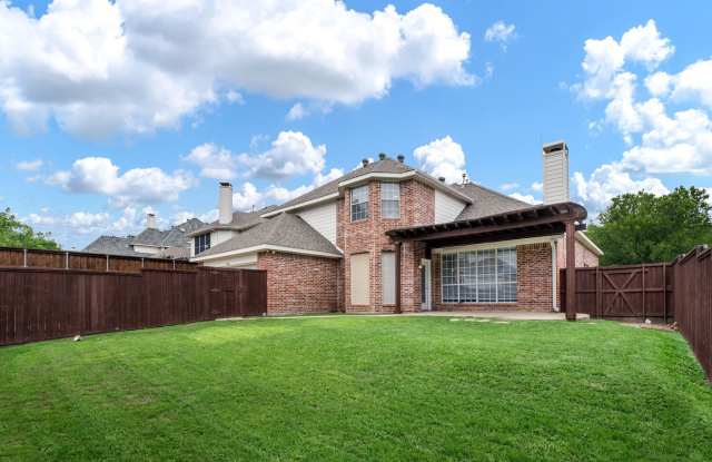 4804 Appleridge Drive Gallery 2