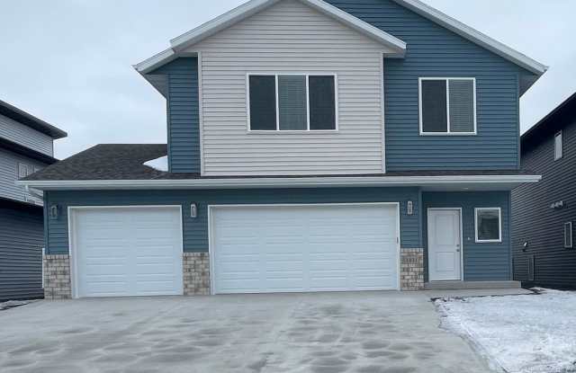 Newly Built in the Wilds neighborhood of West Fargo! - 1031 60th Avenue West, West Fargo, ND 58047