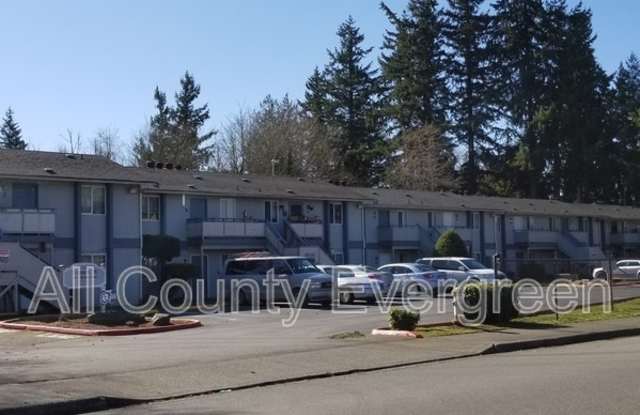 10805 SE 222nd Pl - 10805 Southeast 222nd Place, Kent, WA 98031