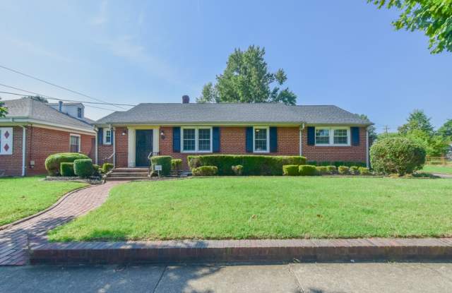 711 Lincoln Ave photos photos