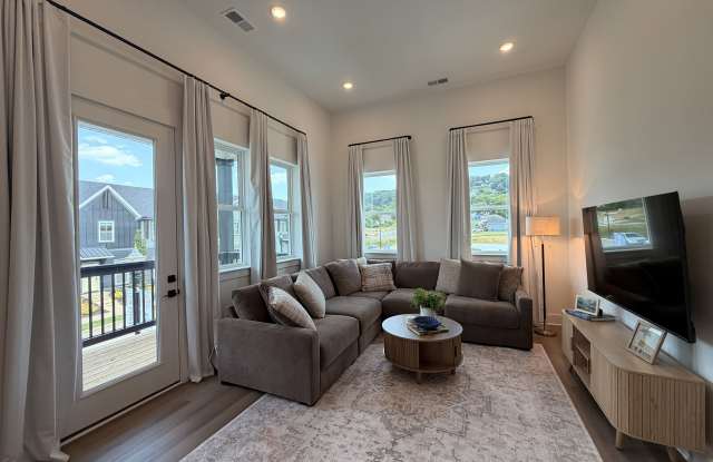 1726 S Watkins St photos photos