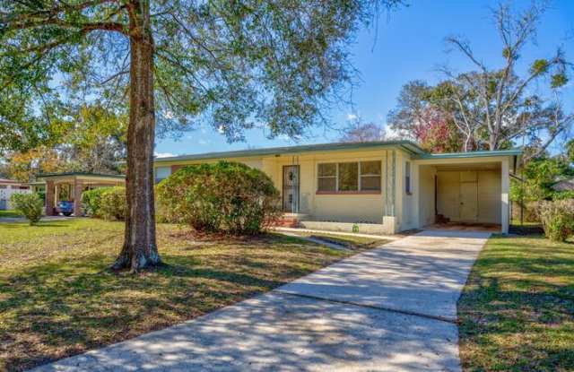4954 Bedford Forest Drive Gallery 3