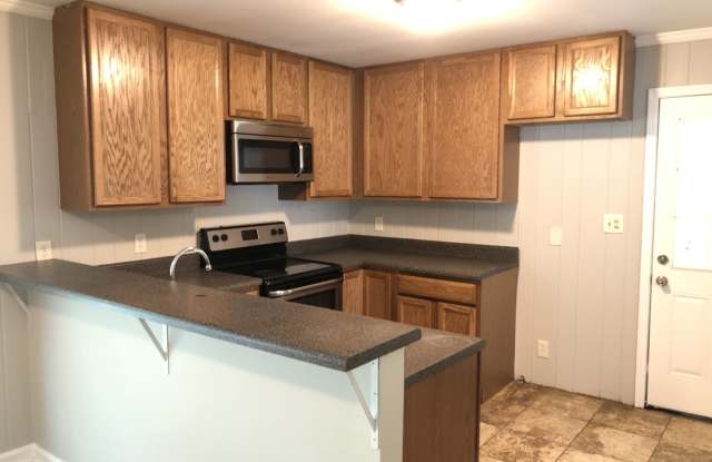 5585 Deerfield Trail Gallery 3