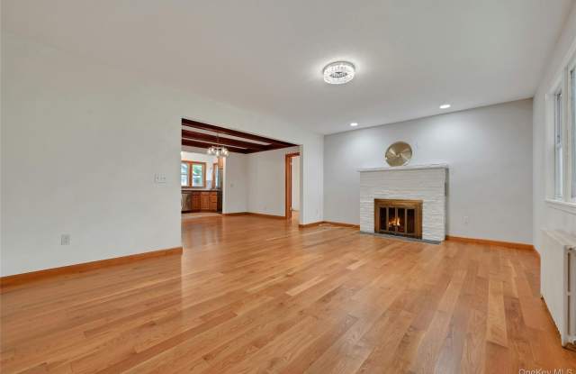 430 Piermont Avenue Gallery 1