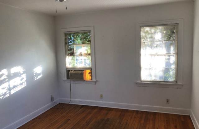 5211 Evans Avenue Gallery 2