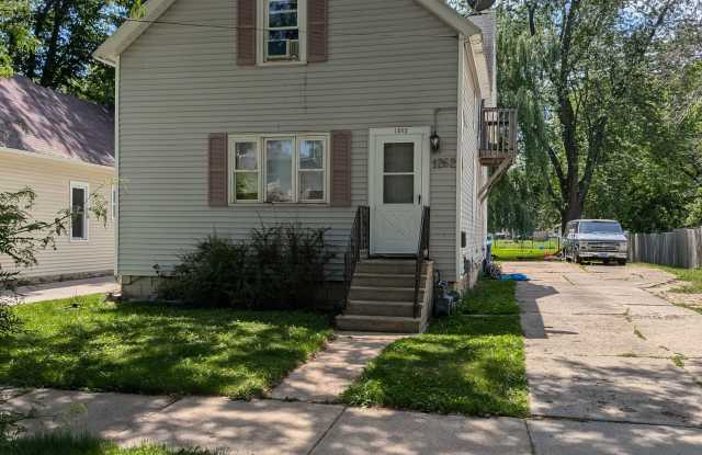 1262 Lawe Street - Lower photos photos