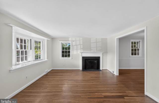 216 HURON Avenue Gallery 3