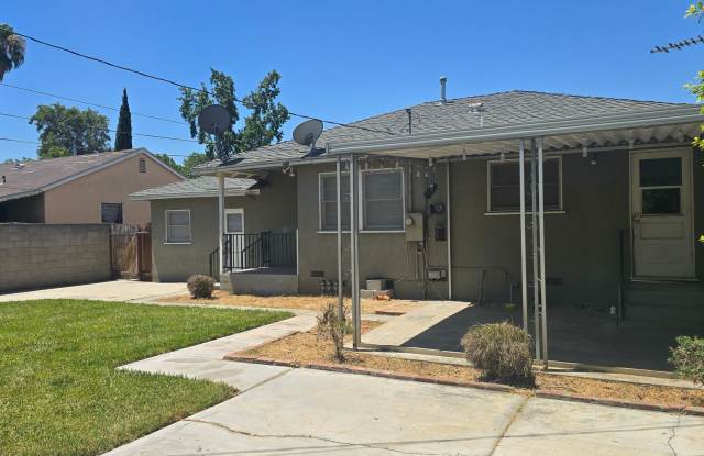 Single Story Home with Large Yard available for rent photos photos