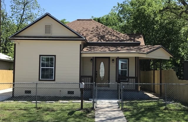 1620 BURNET ST - 1620 Burnet Street, San Antonio, TX 78202