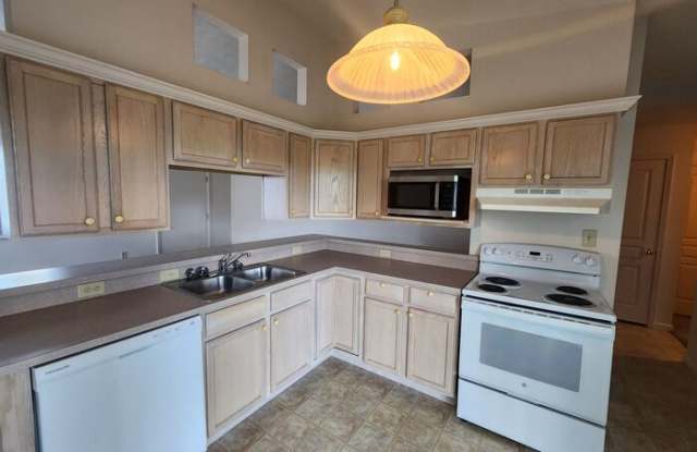 6528 Allendale Boulevard Gallery 3