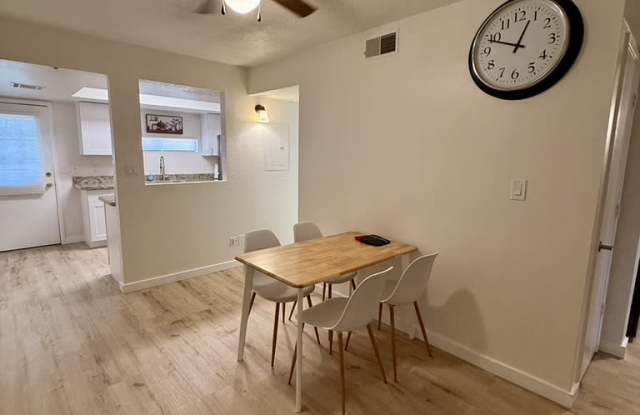 3301 East Earll Drive Gallery 4