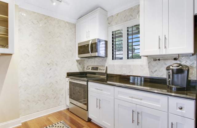 915 Club Drive photos photos