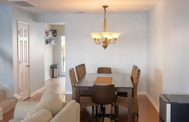 Three Bedroom Townhome Available! Gallery 4