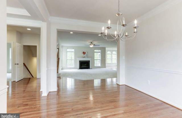6707 Chatham Park Dr Gallery 4
