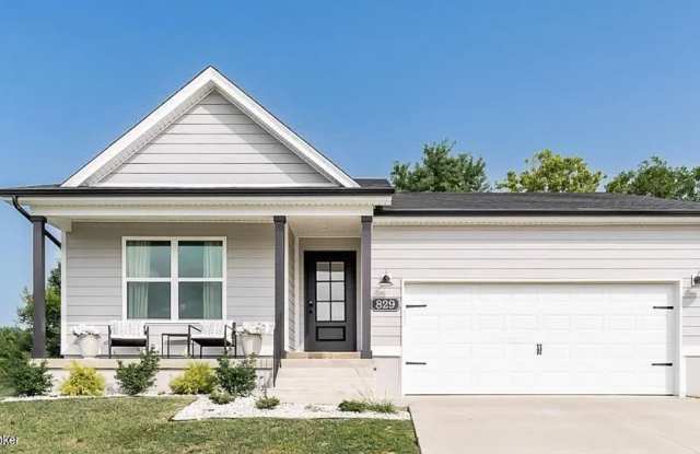 Modern 3 bed / 2 bath home Gallery 1