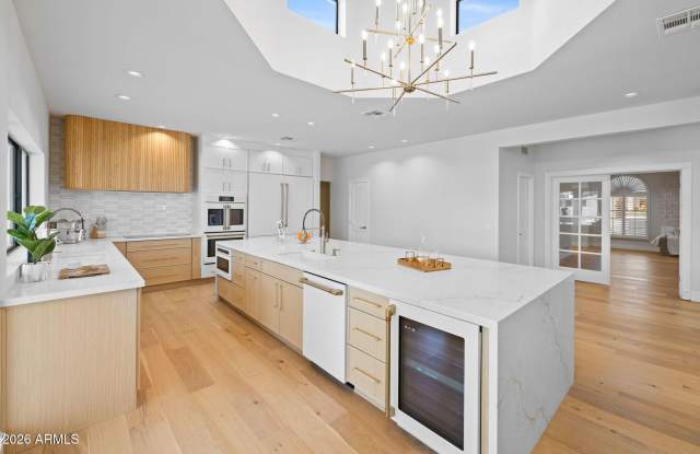 10111 E CHOLLA Street photos photos