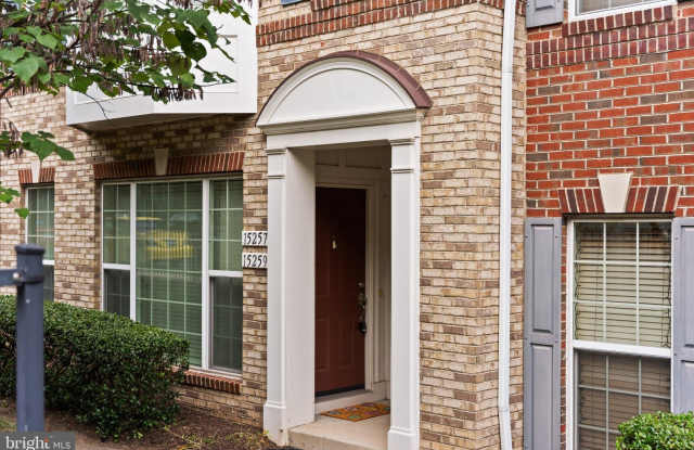 15259 LEICESTERSHIRE Street Gallery 2