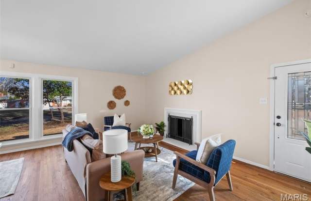 515 Crestvale Drive Gallery 3