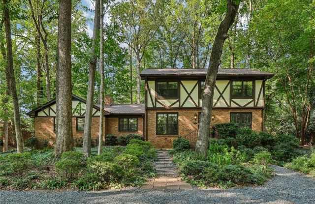 3324 Henderson Creek Road Gallery 1