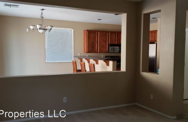11215 Dahlia Grove St. Gallery 3