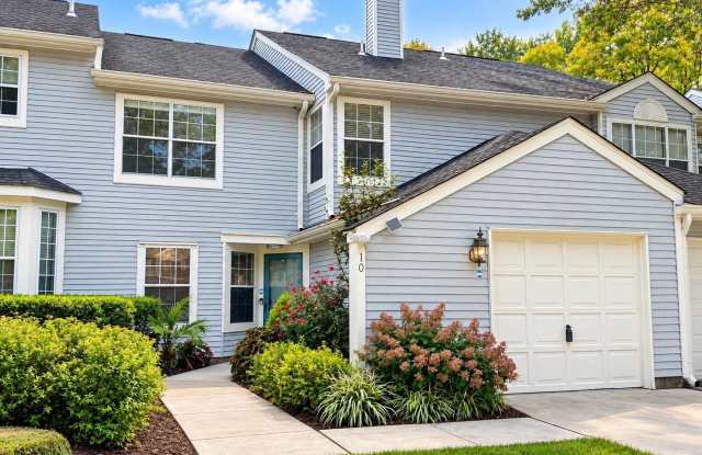 10 COLEBROOK Court Gallery 1