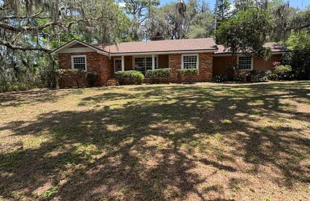 2BR/2BA Home with Preserve View + Tennis Court Access – DeLand, FL Gallery 1