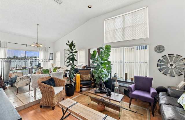 762 NW 123rd Ct Gallery 2