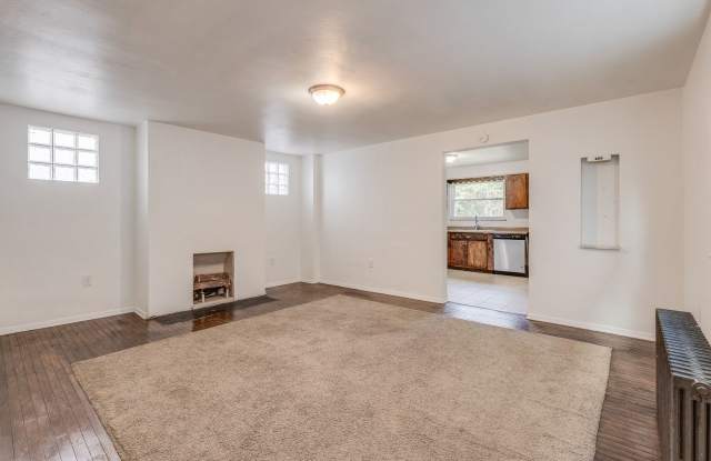 Available August - Great 3 Bedroom Mt. Washington Home w/ Spacious Open-Living! - 606 Chess Street, Pittsburgh, PA 15211