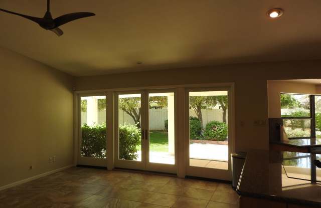 10210 N 77TH Place Gallery 4