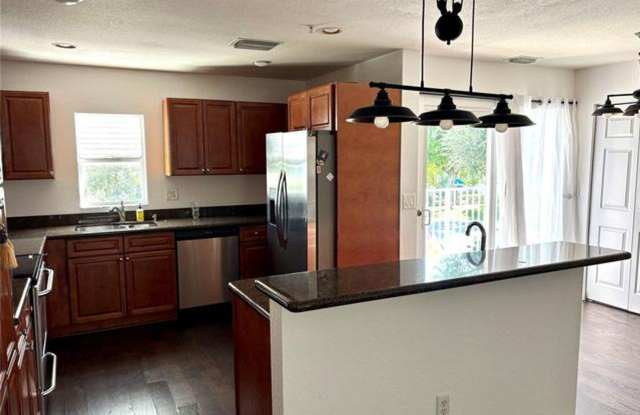 451 NE 1st Street 451, Pompano Beach, FL 33060 - 6201 photos photos