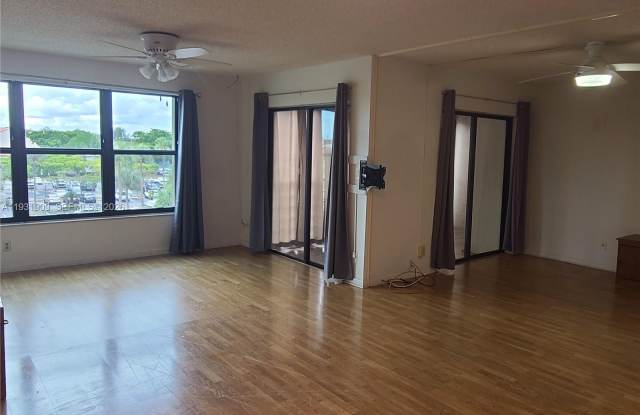 2306 S Cypress Bend Dr photos photos 2306 S Cypress Bend Dr photos photos