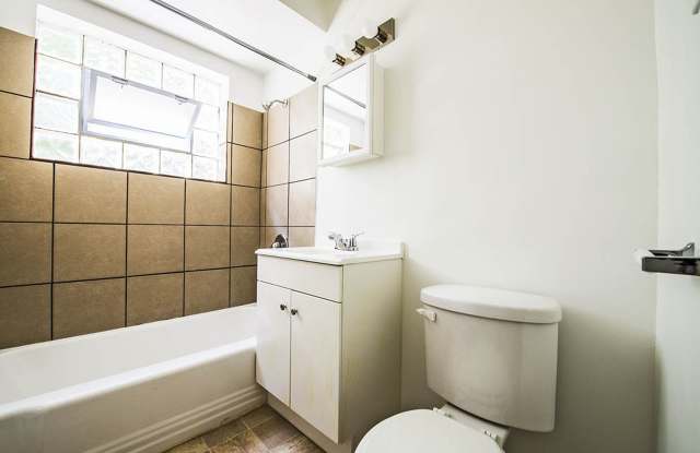 8751 S Cottage Grove Gallery 2