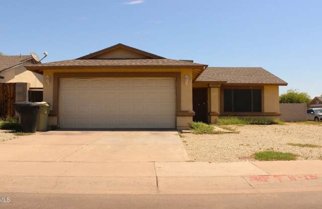 5425 N 74 Drive Gallery 1