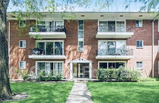 10117 Old Orchard Ct - 10117 Old Orchard Court, Skokie, IL 60076