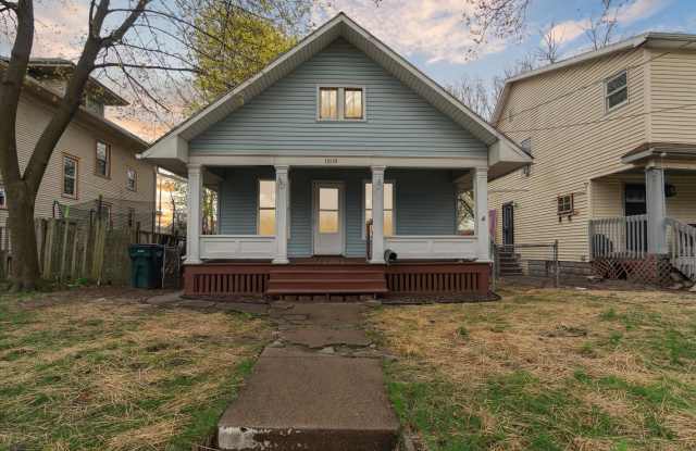 1809 Maplewood Ave photos photos