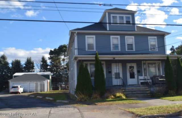 182 Lyndwood Avenue photos photos