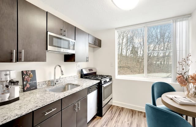 Broadstone Van Dorn photos photos