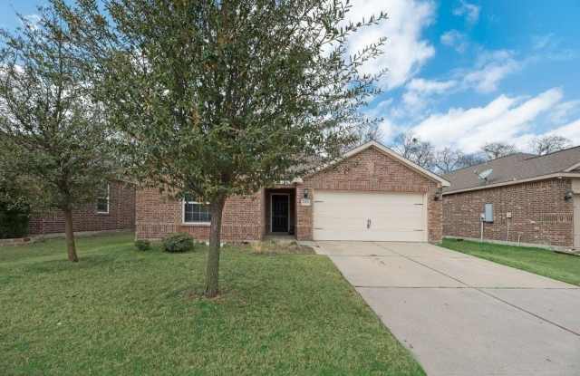 1904 Fairbanks Drive photos photos